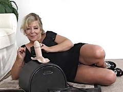 RelaXXX presents: Mature tries it first time