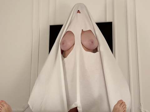 RelaXXX presents: Fucked big titty ghost on halloween